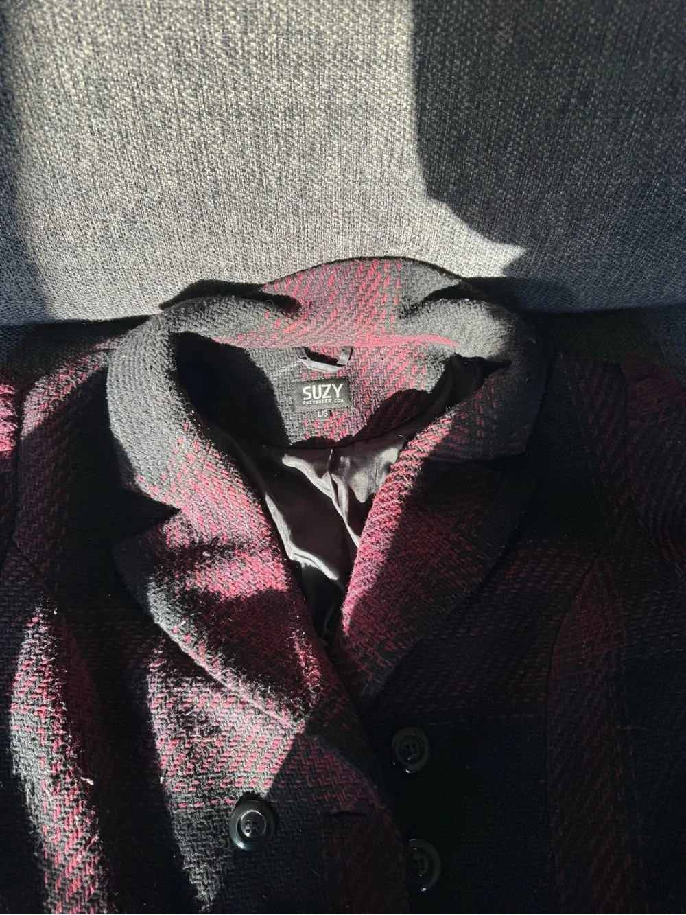 Y2K Suzy Shier Black and Burgundy Plaid Double-Breasted Pea Coat - Picture 7 of 9